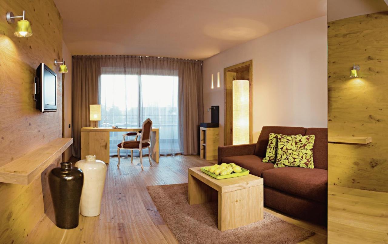 La Maiena Meran Resort Marlengo Bagian luar foto