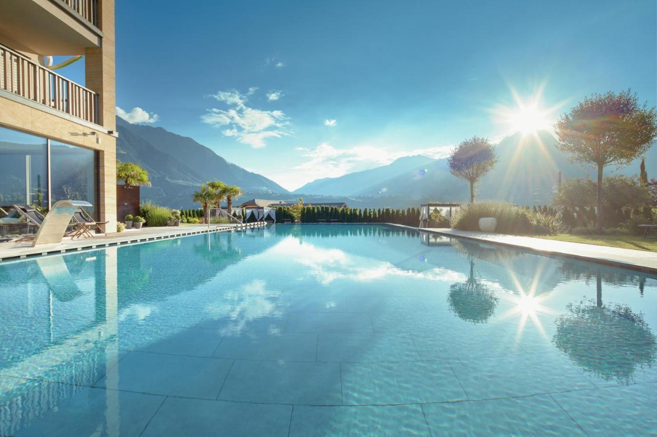 La Maiena Meran Resort Marlengo Bagian luar foto